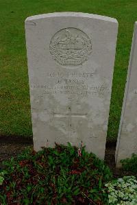 Etaples Military Cemetery - Tandy, J