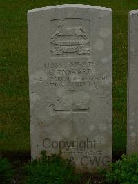 Etaples Military Cemetery - Tankard, George