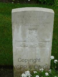 Etaples Military Cemetery - Tarry, A E D