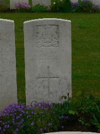 Etaples Military Cemetery - Taws, A E
