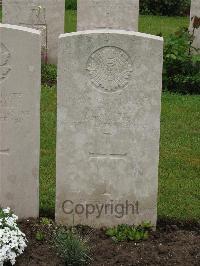 Etaples Military Cemetery - Taylor, David