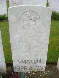 Etaples Military Cemetery - Taylor, J