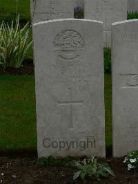 Etaples Military Cemetery - Teale, Alan Rowland