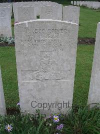 Etaples Military Cemetery - Tear, J H