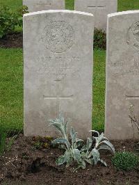 Etaples Military Cemetery - Tebbs, Frederick James