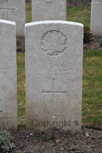 Etaples Military Cemetery - Terry, A E