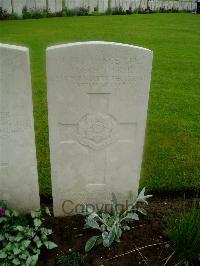 Etaples Military Cemetery - Thirsk, Joseph