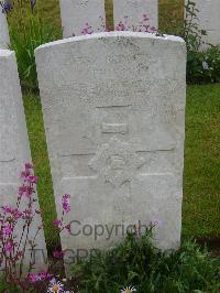 Etaples Military Cemetery - Thomson, John
