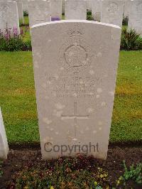Etaples Military Cemetery - Thorning, Stanley