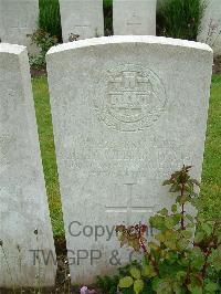 Etaples Military Cemetery - Titman, Sidney William
