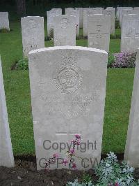 Etaples Military Cemetery - Tomalin, Thomas Henry