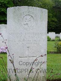 Etaples Military Cemetery - Tooke, John Conrad Austin