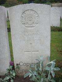 Etaples Military Cemetery - Topping, Albert Edward