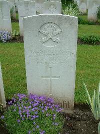 Etaples Military Cemetery - Townsend, William Robert