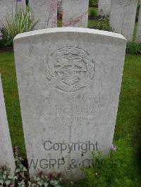 Etaples Military Cemetery - Trevorrow, Harold