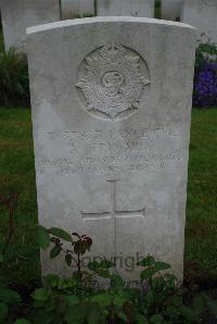 Etaples Military Cemetery - Trimarco, A