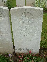 Etaples Military Cemetery - Truscott, Joseph Victor