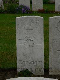 Etaples Military Cemetery - Trythall, Arthur James
