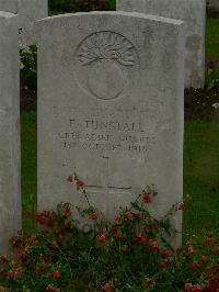 Etaples Military Cemetery - Tunstall, Fred