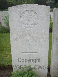 Etaples Military Cemetery - Turner, Joseph