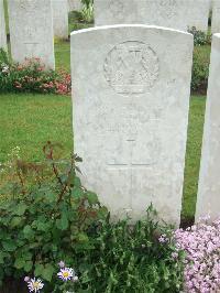 Etaples Military Cemetery - Tweddle, C