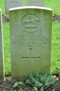 Etaples Military Cemetery - Unsworth, George