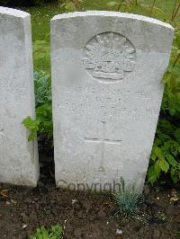 Etaples Military Cemetery - Unwin, William