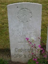 Etaples Military Cemetery - Vallance, W
