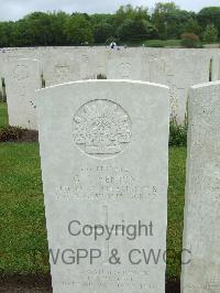 Etaples Military Cemetery - Venton, George John