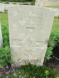 Etaples Military Cemetery - Vickers, George Alfred