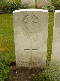 Etaples Military Cemetery - Vickery, W