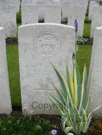 Etaples Military Cemetery - Vincent, Albert George