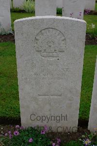 Etaples Military Cemetery - Vinicombe, Harry