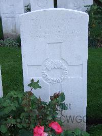 Etaples Military Cemetery - Wood, Frederick Russell