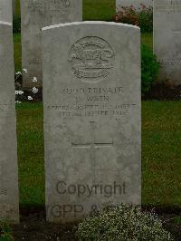 Etaples Military Cemetery - Wain, D