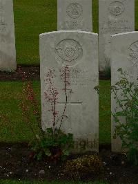 Etaples Military Cemetery - Waite, Fred Derrick