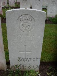 Etaples Military Cemetery - Wales, John Thomas