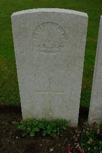 Etaples Military Cemetery - Wallace, William