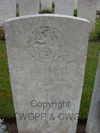 Etaples Military Cemetery - Ward, Frederick Robert