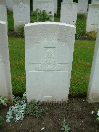 Etaples Military Cemetery - Waring, John Nelson
