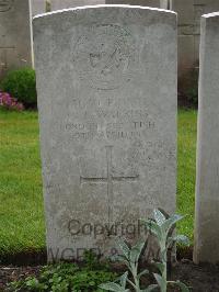 Etaples Military Cemetery - Watkins, Charles John