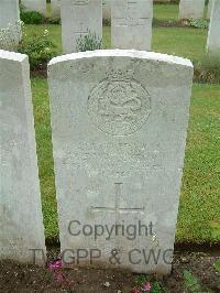 Etaples Military Cemetery - Watkinson, E
