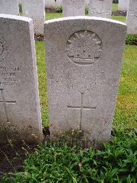 Etaples Military Cemetery - Watson, C A