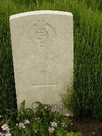 Etaples Military Cemetery - Watson, David Galloway