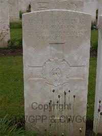 Etaples Military Cemetery - Watson, John Thomas