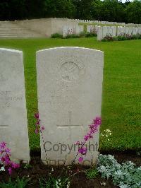 Etaples Military Cemetery - Watson, Thomas William