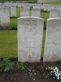 Etaples Military Cemetery - Webb, S J