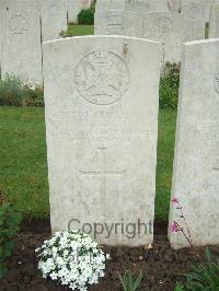 Etaples Military Cemetery - Welch, W