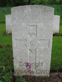 Etaples Military Cemetery - West, Percy