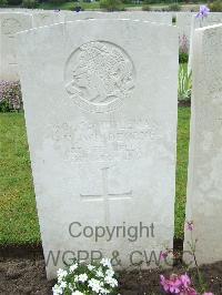 Etaples Military Cemetery - Whidborne, George Warren